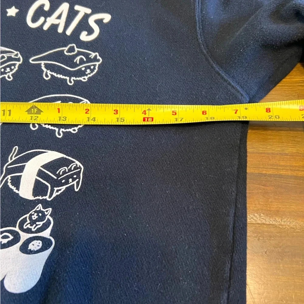 Rustic Charm Japanese Crew Neck Sweater Black Novelty Print Sushi Funny Food Cat - Picture 7 of 8
